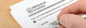 HMRC confirms last-minute tweak to incoming off-payroll rules